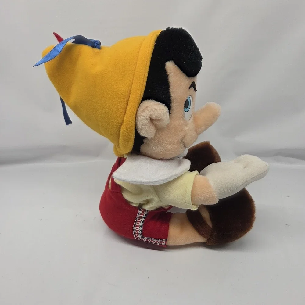 Vintage Disneyland Walt Disney World Pinocchio 10.5